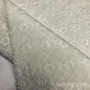 Tissu de broderie blanc -027